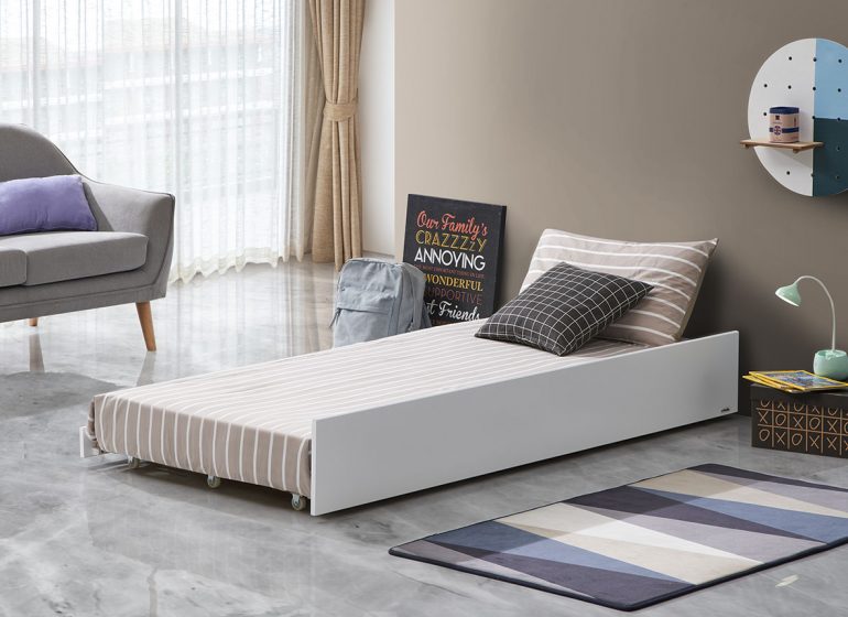 Orbelle Gabby Full Size Baby Crib White Solid Wood Convertible Nursery Crib