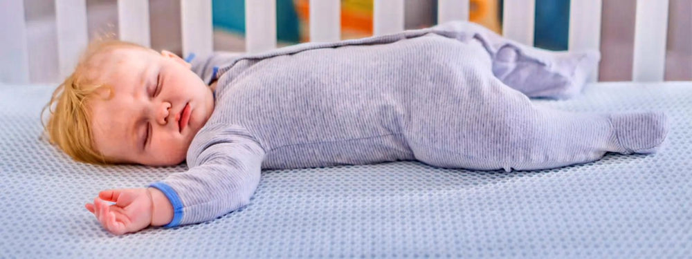 Two Stage Breathable Mini Crib Mattress With Washable Waterproof Cover