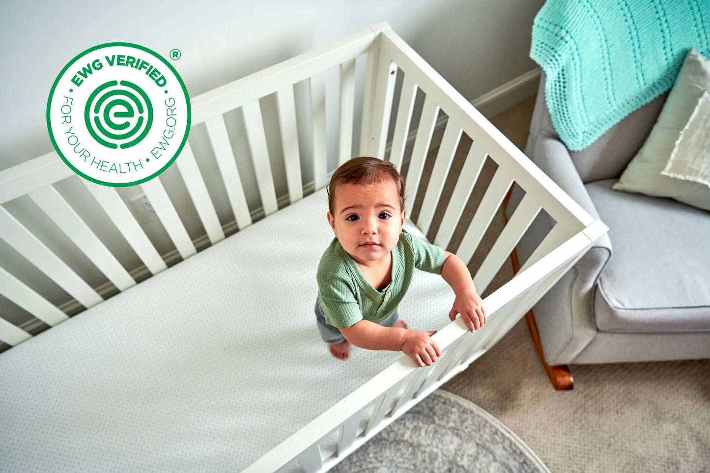 Two Stage Breathable Mini Crib Mattress With Washable Waterproof Cover