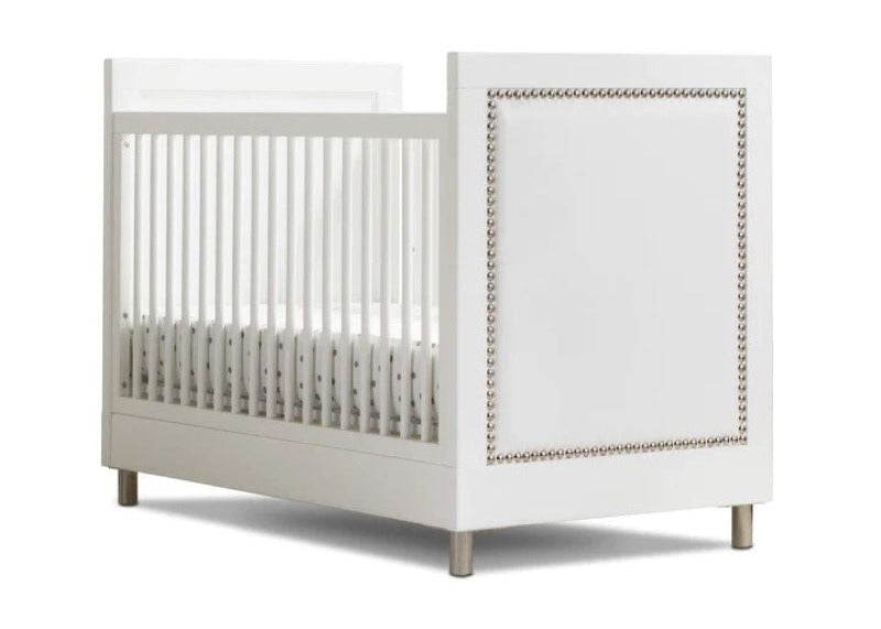 Avery 3-in-1 Convertible Crib with Guardrail: Where Parenthood Meets Peace of Mind!
