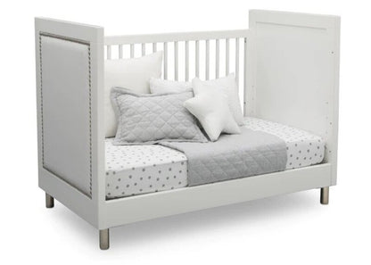 Avery 3-in-1 Convertible Crib with Guardrail: Where Parenthood Meets Peace of Mind!