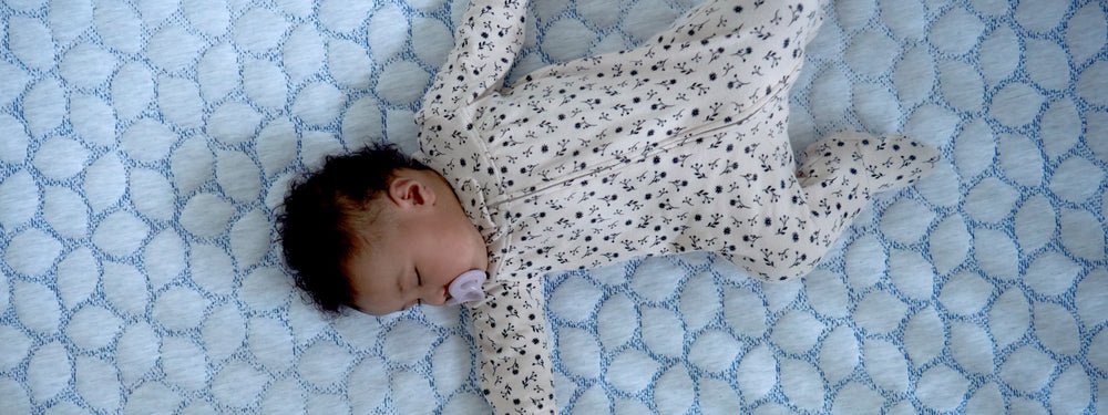 Dream Easy Organic Waterproof Kids Mattress for Toddlers and Growing Kids