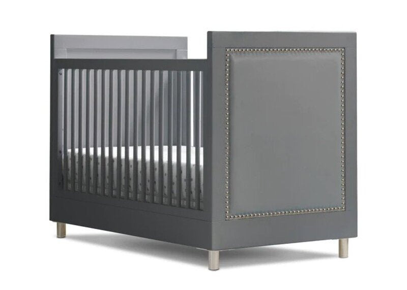 Avery 3-in-1 Convertible Crib with Guardrail: Where Parenthood Meets Peace of Mind!