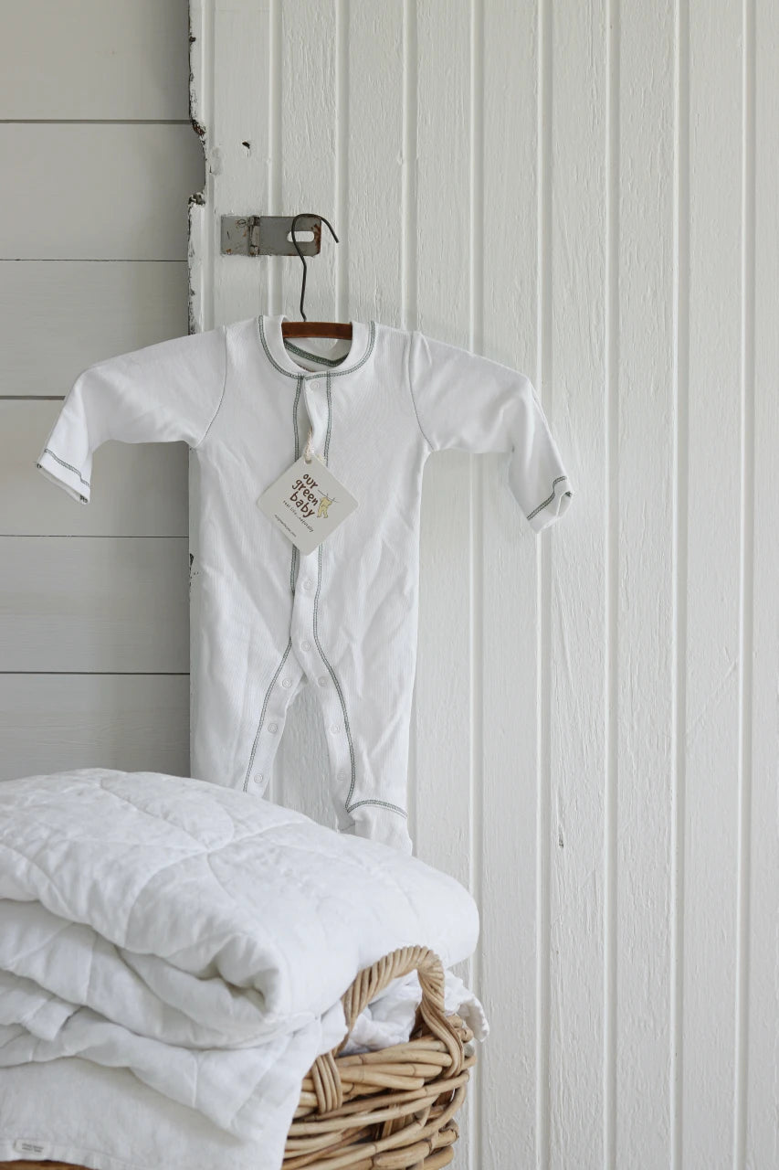 Newborn Gift Basket - Unisex - White & Wood