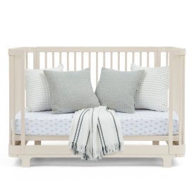 Nest 4 In 1 Convertible Baby Crib with Rounded Design and Adjustable Mattress Height