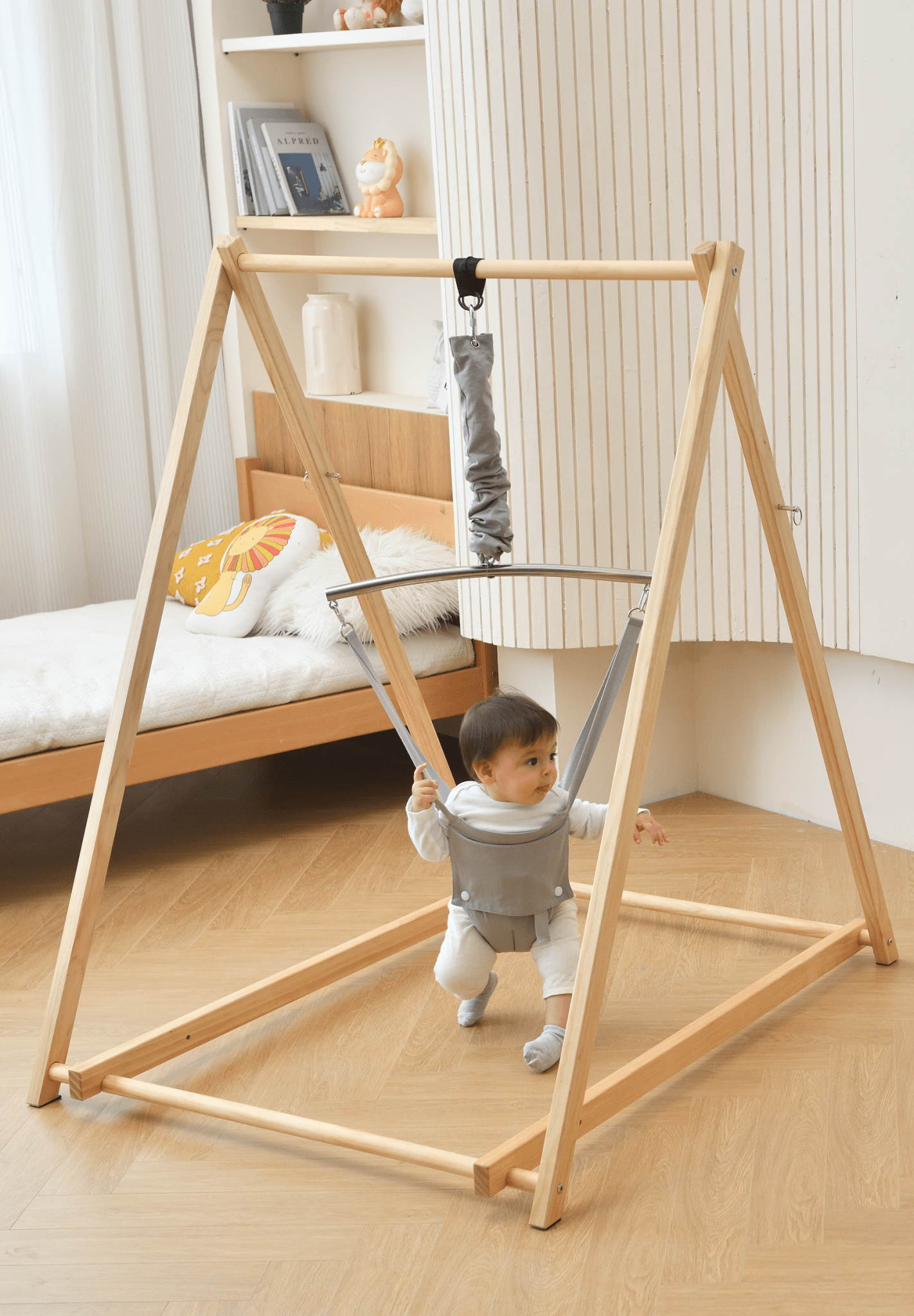 Tulip | Foldable Baby Bouncer - Beige