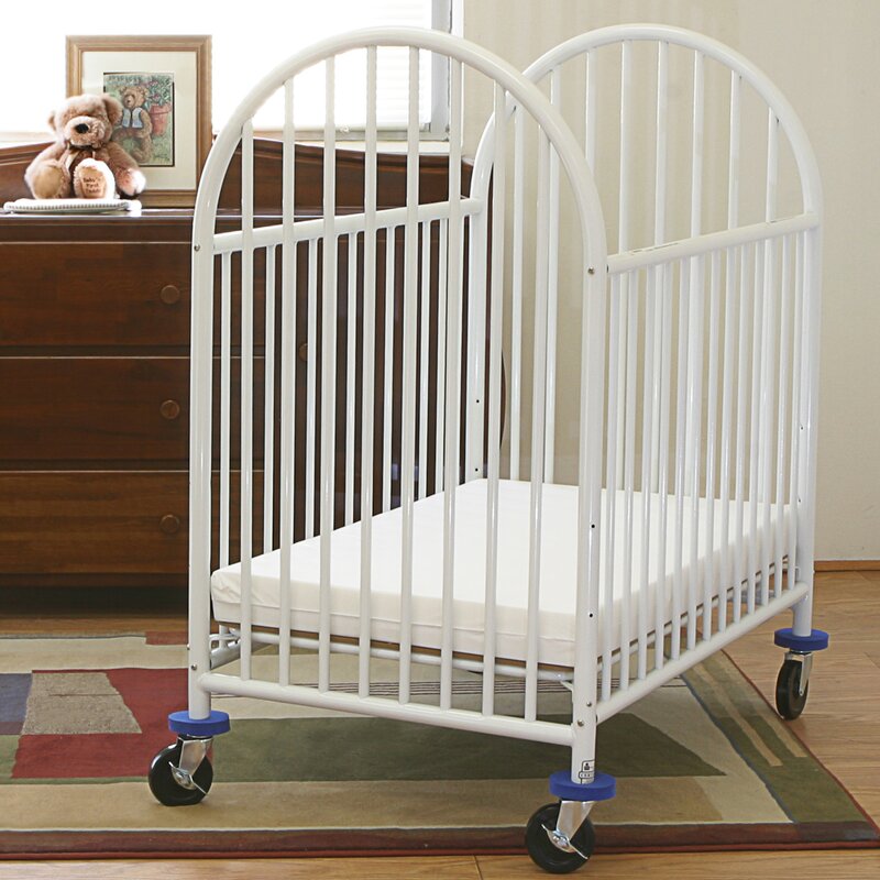Portable Crib with Mattress